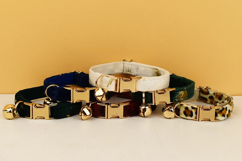 Personalized Velvet Collar with Custom Name for Cats. Soft, Stylish & Comfortable