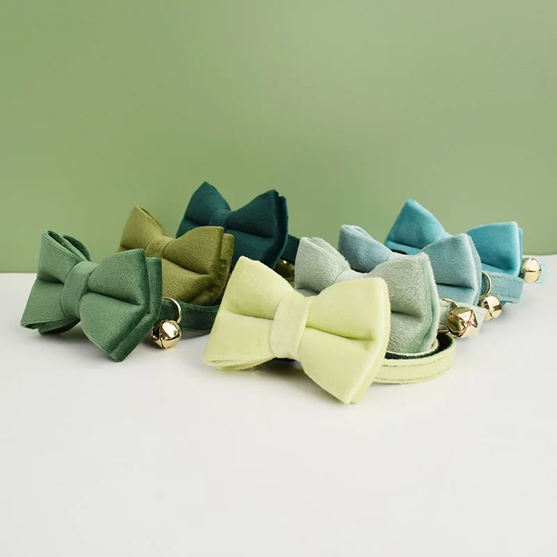 Velvet Collar For Cat With Bell & Bow Tie - Custom Engraving