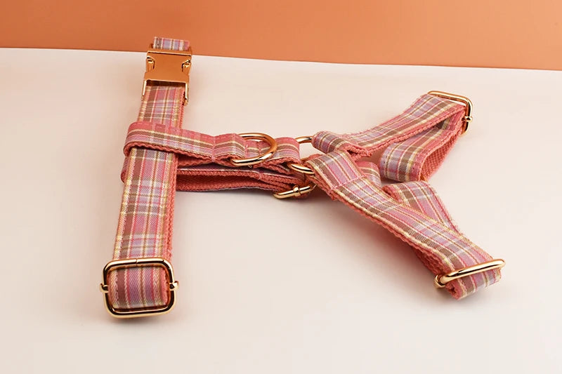 Plaid Pet Collar And Leash Set With Engraved Nameplate